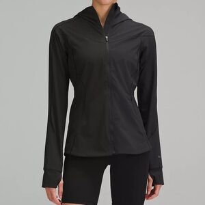 Lululemon Mist Over Windbreaker Packable Water Repellent Jacket Black Size 2